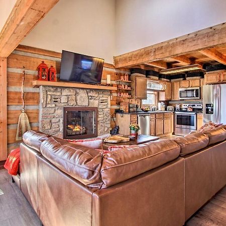 Panoramic-View Gatlinburg Cabin With Private Hot Tub Экстерьер фото