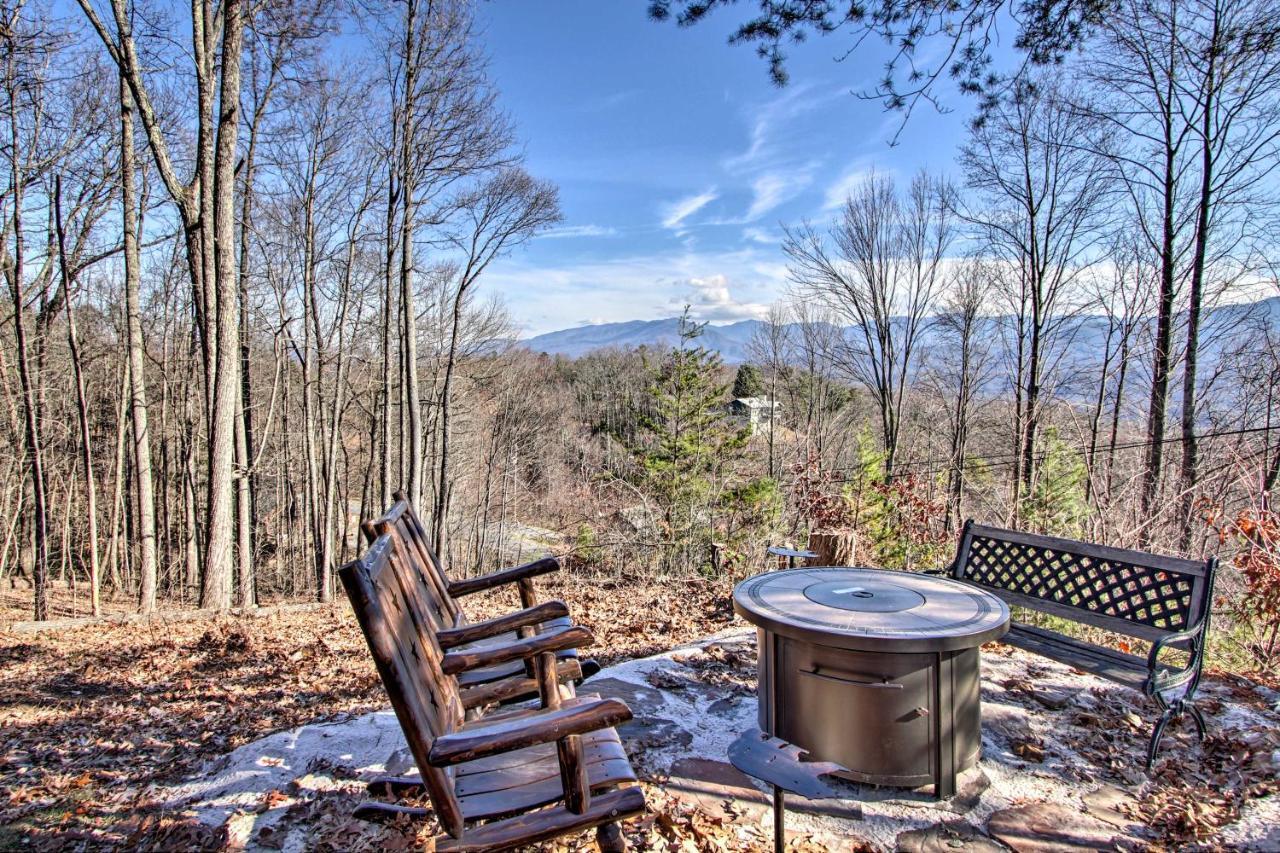 Panoramic-View Gatlinburg Cabin With Private Hot Tub Экстерьер фото